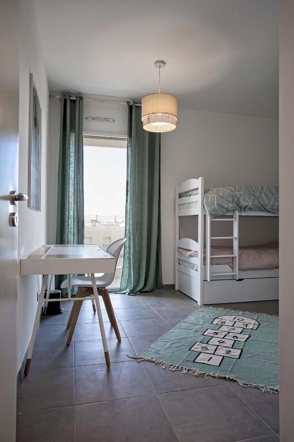 Superbe Appart 3 P, 10 Mn De La Plage Avec Piscine Et Parking Marseille Luaran gambar