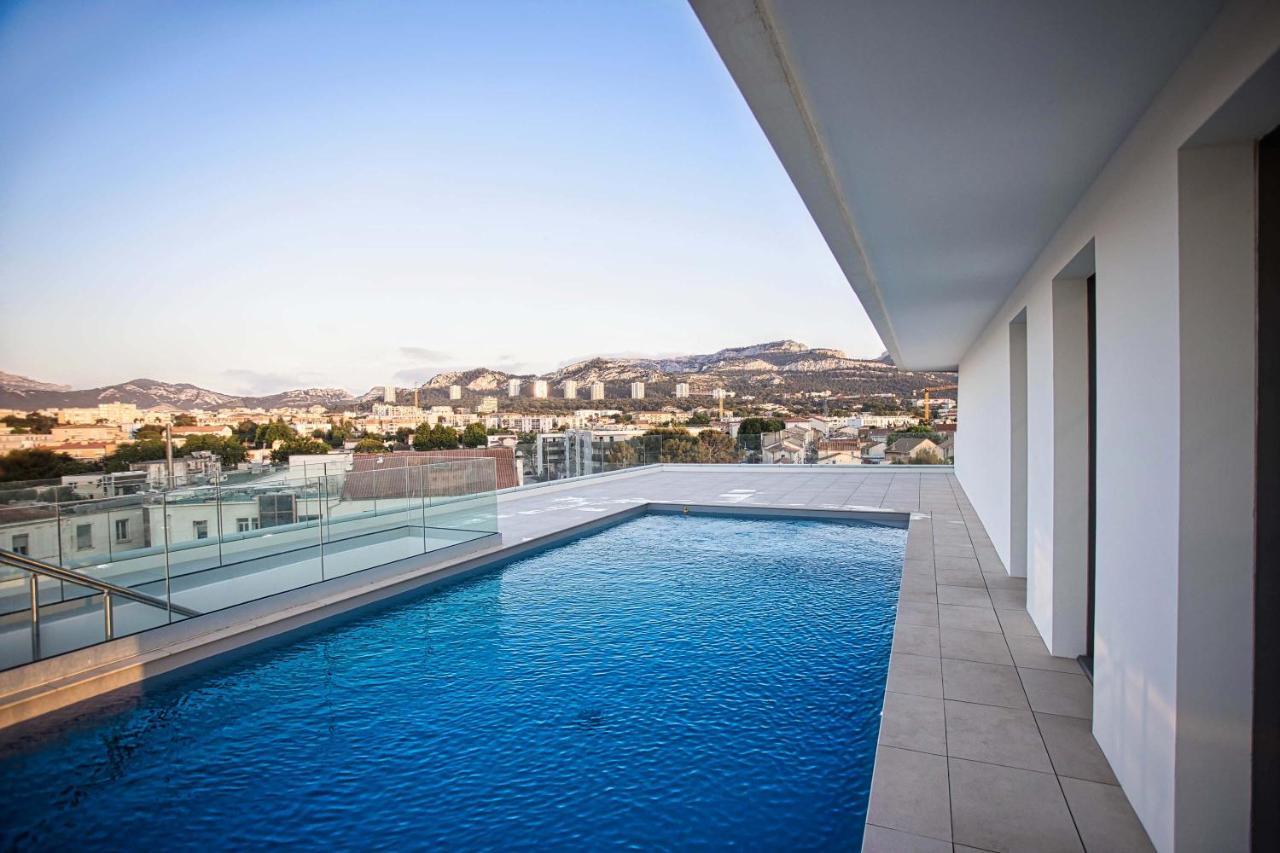 Superbe Appart 3 P, 10 Mn De La Plage Avec Piscine Et Parking Marseille Luaran gambar